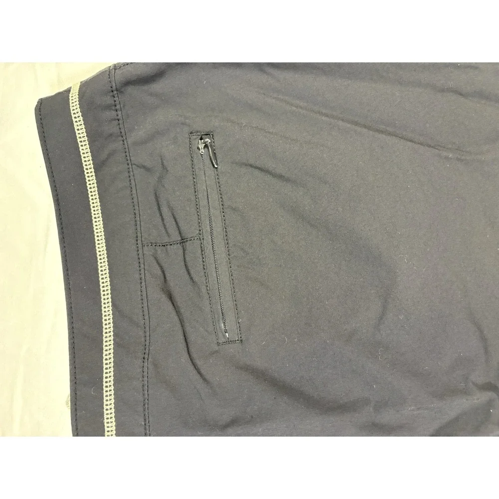 Tommy Bahama Relax Men's Black Board Shorts Size 38  Inseam 10.5 Comfort Waist